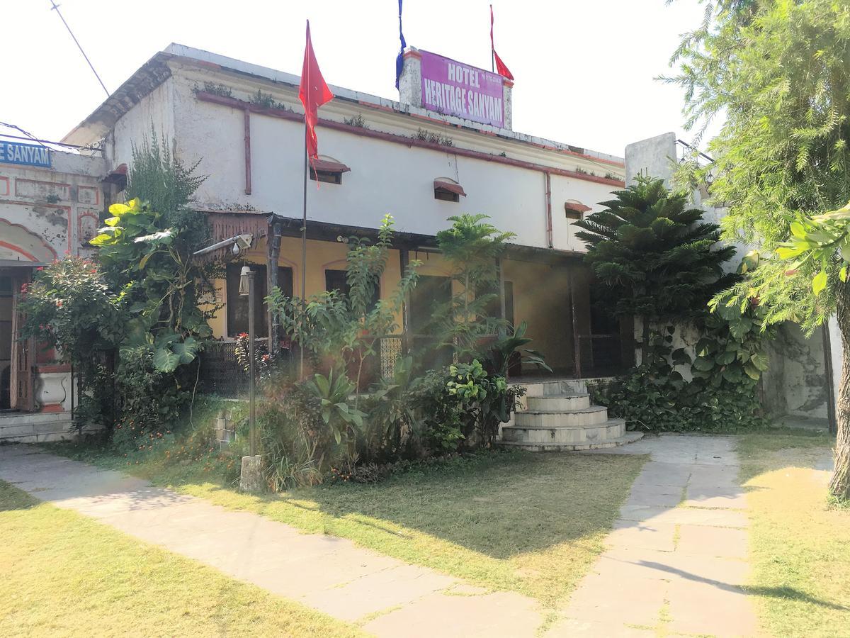 Hotel Heritage Sanyam Nahan Exterior photo