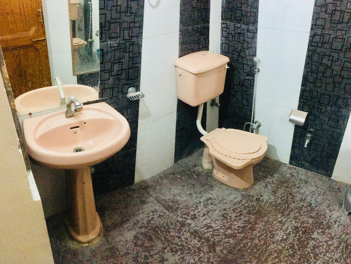 Hotel Heritage Sanyam Nahan Exterior photo
