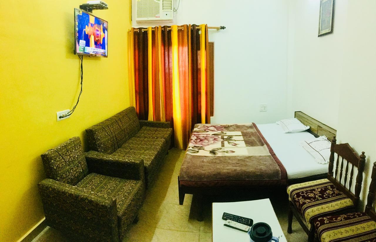 Hotel Heritage Sanyam Nahan Exterior photo