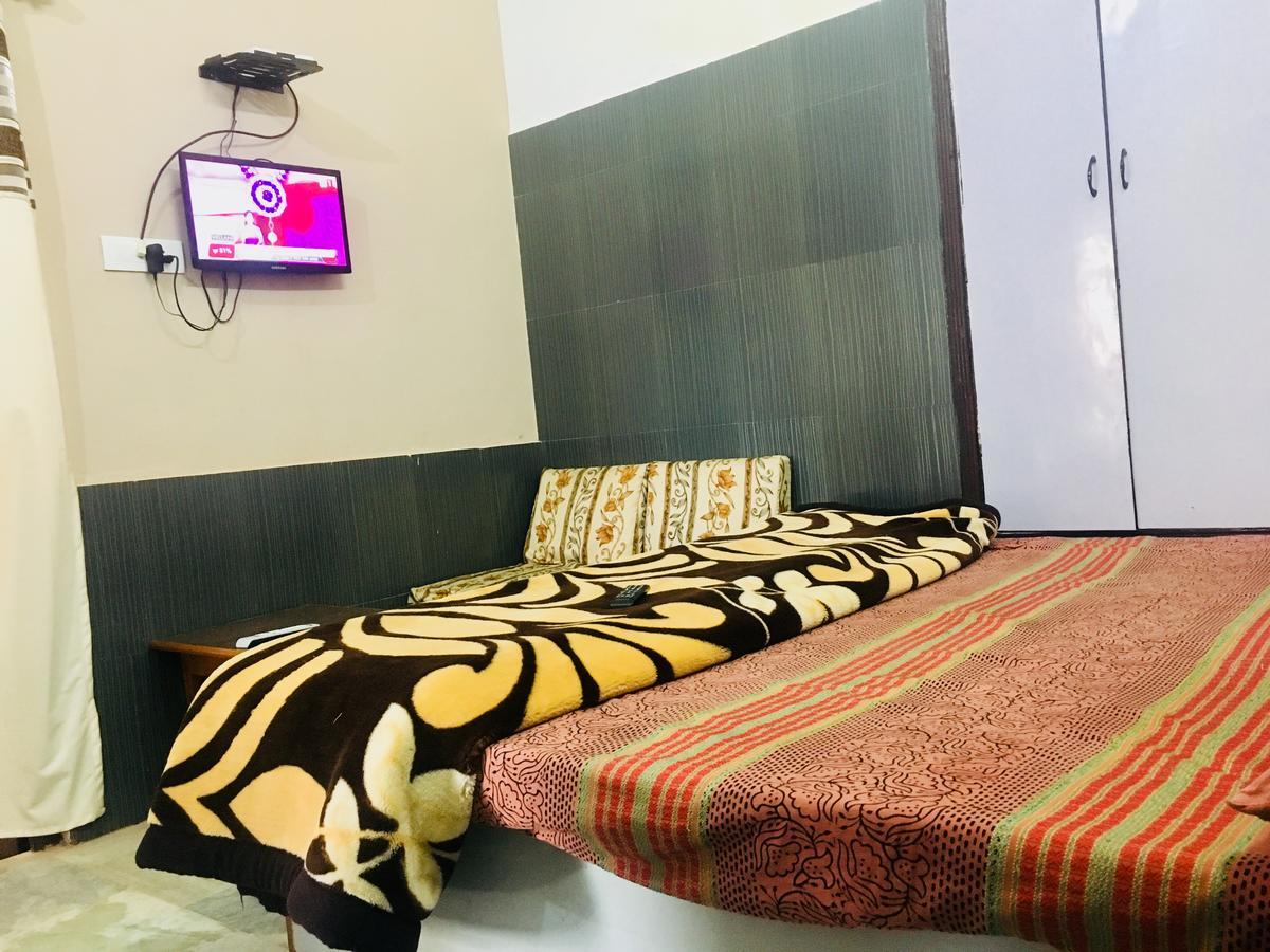 Hotel Heritage Sanyam Nahan Exterior photo